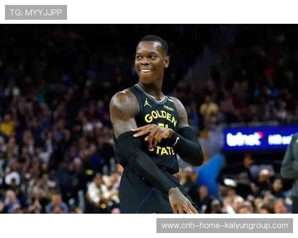 施罗德撤步跳投得手，猛龙打出小高潮